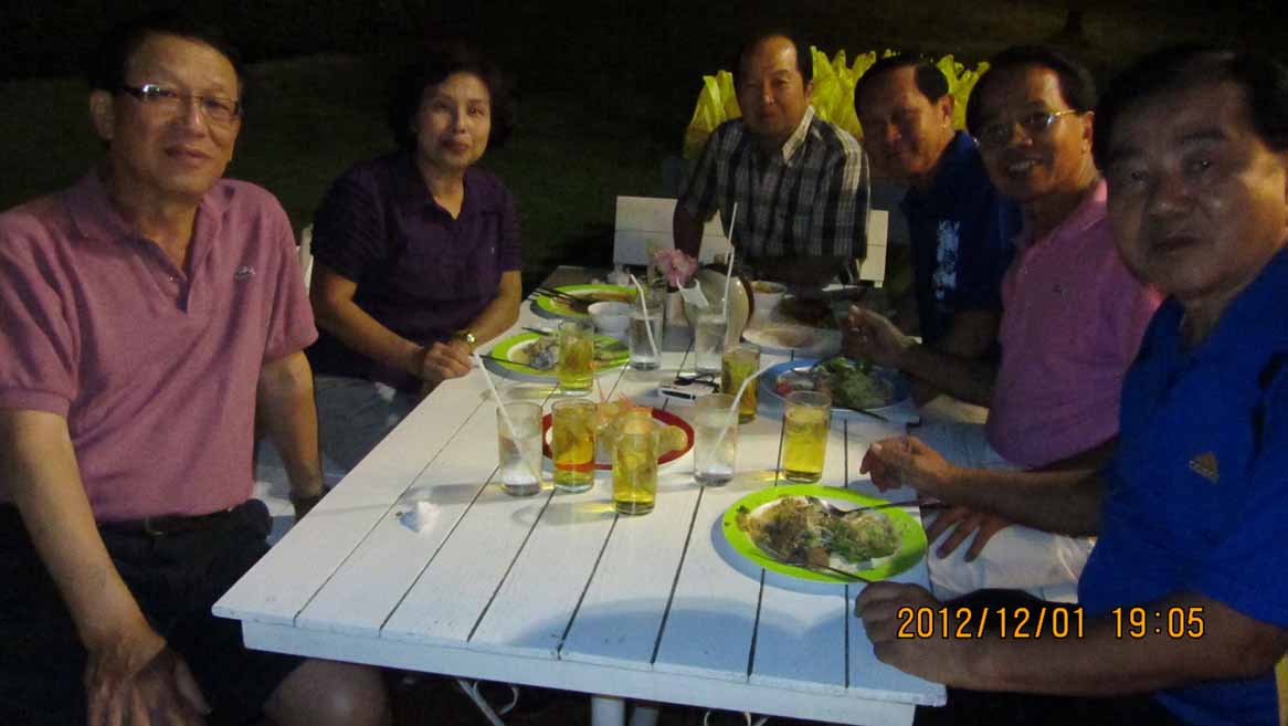 Night_party 13.jpg 74.4K